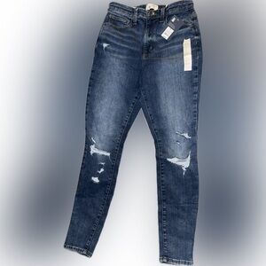 Universal Thread Woman’s Jeans Fitted Hip and Thigh High Rise Skinny size 8 L